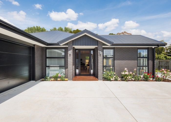  at 27 Coutts Way, Fitzherbert, Palmerston North, Manawatu / Whanganui