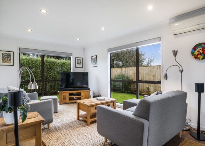  at 6 Forbes Street, Onehunga, Auckland