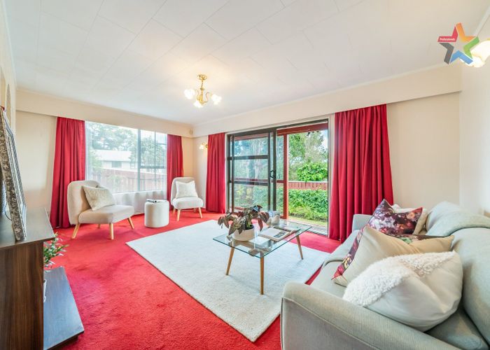  at 212a Staithes Drive South, Whitby, Porirua, Wellington