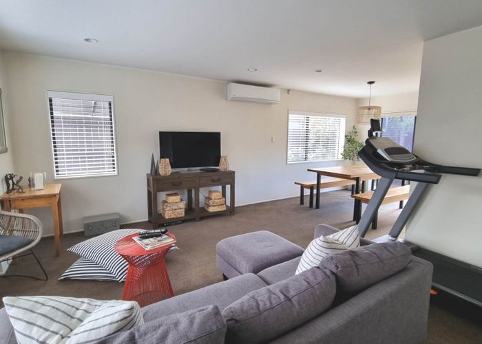  at 21 Britannia Place, Half Moon Bay, Auckland