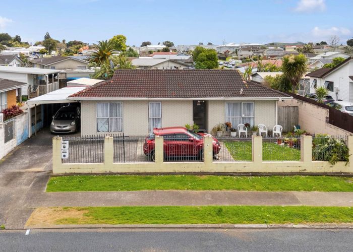  at 22 & 22A Chelburn Crescent, Mangere East, Manukau City, Auckland