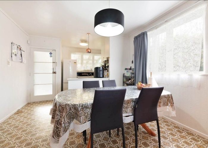  at 3 Bellamy Place, Blockhouse Bay, Auckland City, Auckland
