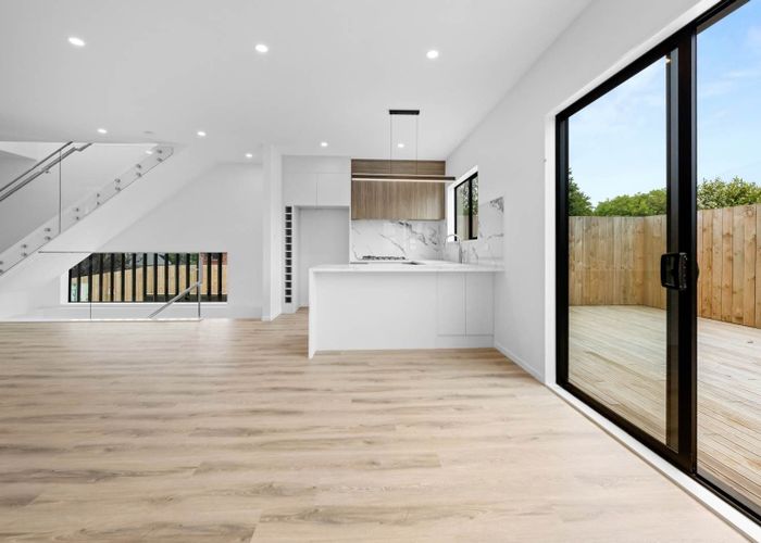  at 27 Jandell Crescent, Bucklands Beach, Manukau City, Auckland