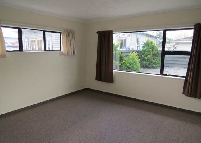  at 8a Oxford Street, Hokowhitu, Palmerston North, Manawatu / Whanganui