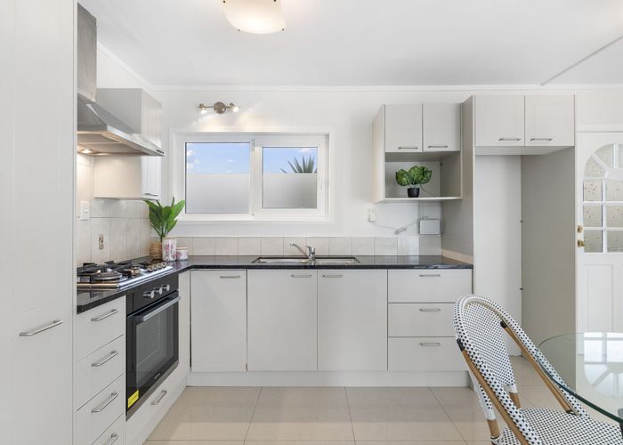  at 6/5 Orakei Road, Remuera, Auckland City, Auckland