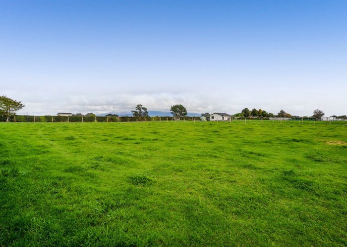  at 302 Smart Road, Hillsborough, New Plymouth