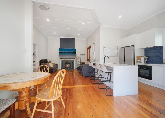  at 4 New Brighton Road, Mount Wellington, Auckland City, Auckland