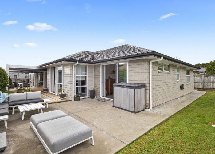  at 15 Lydiard Place, Beachlands, Manukau City, Auckland