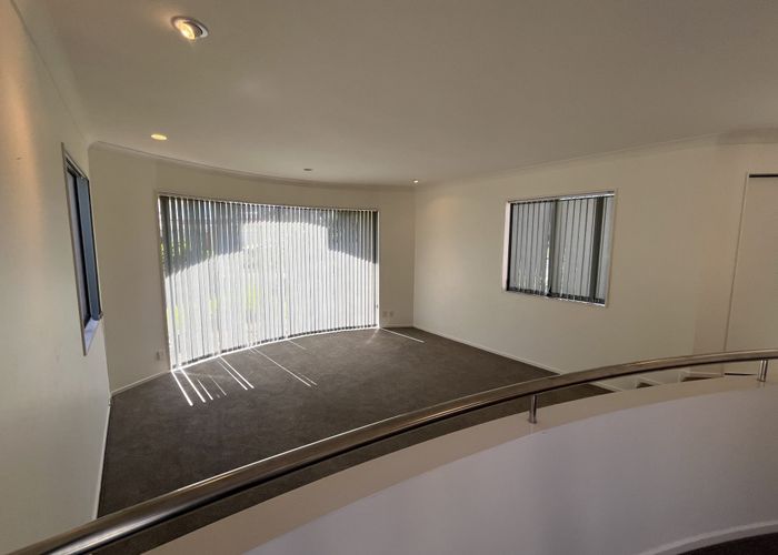  at 3 Larkin Place, Somerville, Manukau