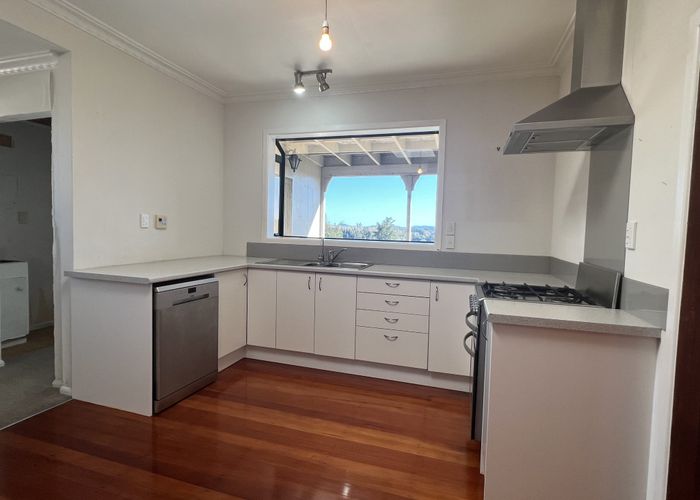  at 90 Forest Lake Road, Forest Lake, Hamilton, Waikato