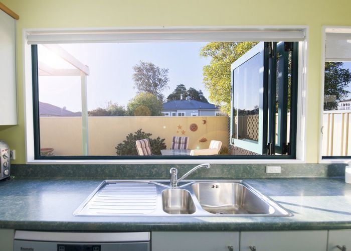  at 2A Cambridge Terrace, Taradale, Napier, Hawke's Bay