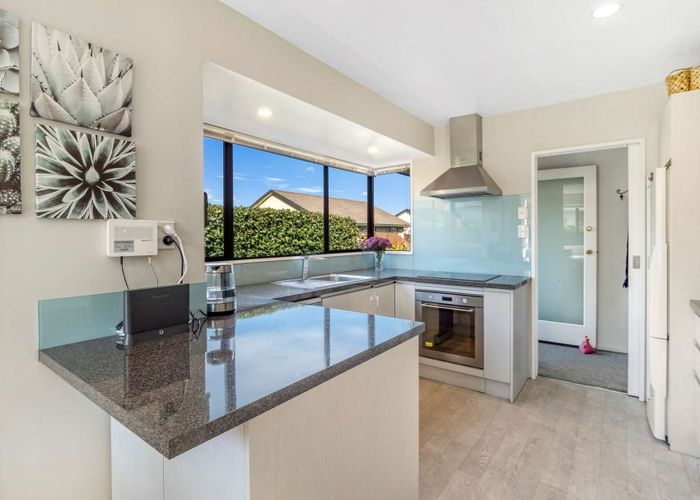  at 4/51 Neill Street, Hornby, Christchurch City, Canterbury