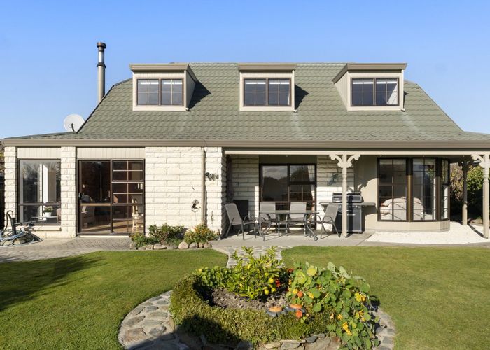  at 27 Brooklyn Drive, Redwoodtown, Blenheim