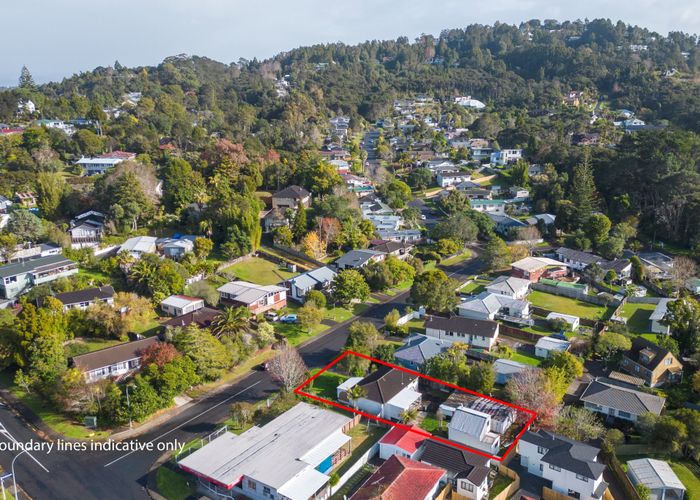  at 3 Pendlebury Street, Green Bay, Waitakere City, Auckland