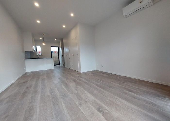  at 18/36 Westgate Drive, Westgate, Waitakere City, Auckland