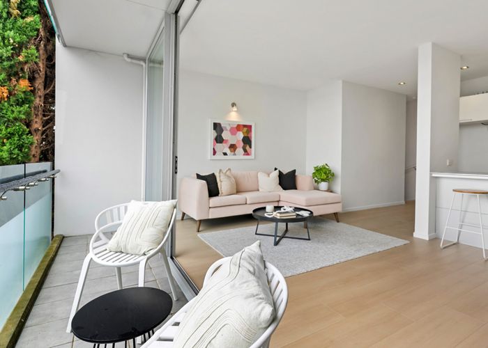  at 2/24 Westmoreland Street West, Grey Lynn, Auckland City, Auckland