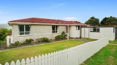  at 90 Jamaica Drive, Grenada North, Wellington