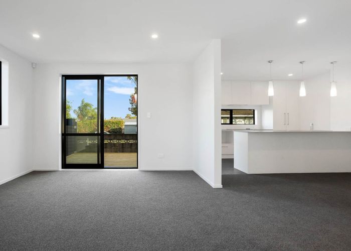  at 1/10 Shamrock Lane, Te Atatu Peninsula, Waitakere City, Auckland