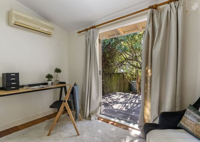 at 2/8 Clyde Street, Epsom, Auckland City, Auckland