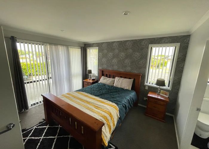  at 16 Edgeview Crescent, Fitzroy, Hamilton, Waikato
