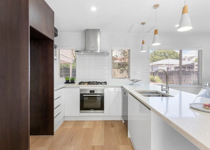  at 4/31 Wairakei Street, Greenlane, Auckland City, Auckland