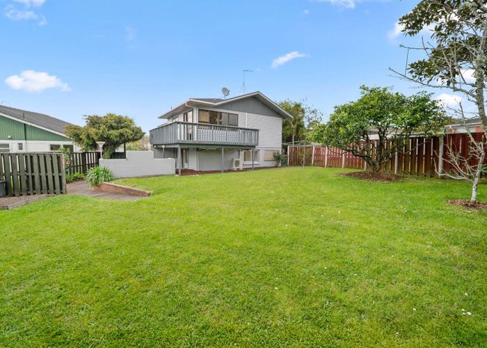  at 4 Blyton Lane, Pakuranga Heights, Manukau City, Auckland