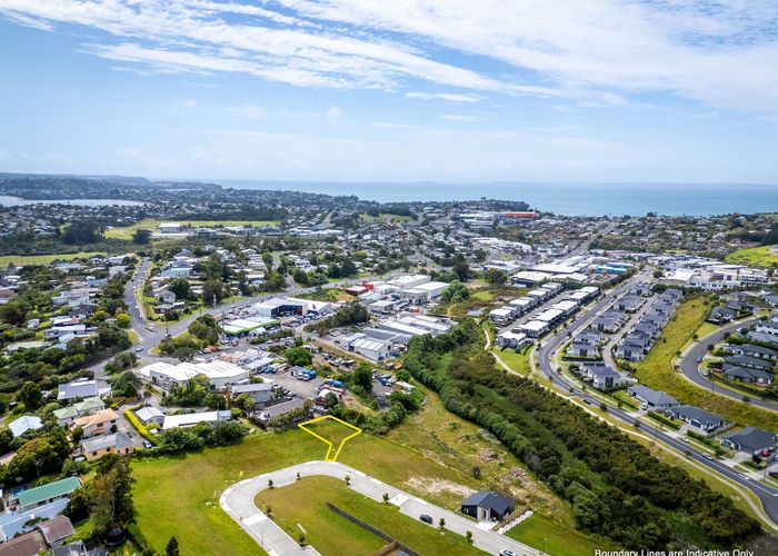  at 25 Whenuateitei Crescent, Stanmore Bay, Rodney, Auckland