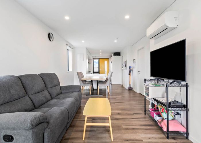  at 12/45 Cessna Crescent, Mangere, Manukau City, Auckland
