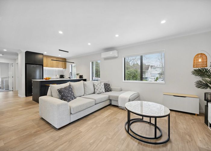  at 16A Cairngorm Place, Highland Park, Manukau City, Auckland