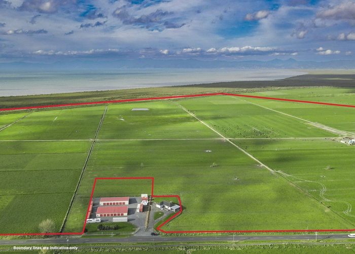  at 156 Front Miranda Road, Waitakaruru, Hauraki, Waikato