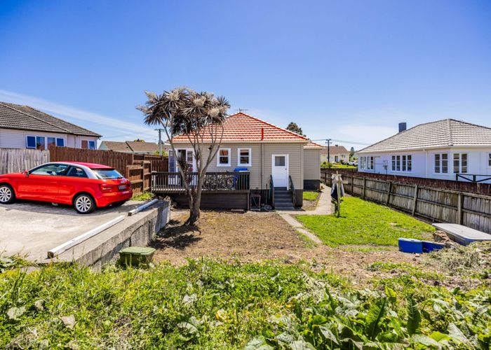  at 14 Jessop Street, Mount Roskill, Auckland City, Auckland