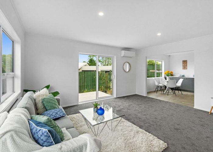  at 10b Harding Avenue, Te Atatu South, Waitakere City, Auckland