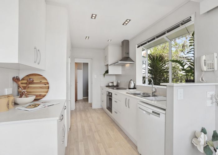  at 43 Waitaki Street, Henderson, Auckland