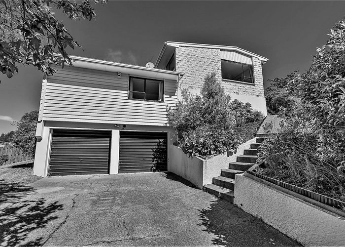  at 35 Pioneer Crescent, Helensburgh, Dunedin, Otago