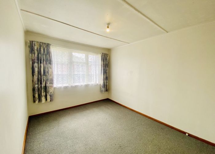  at 4 Hazel Street, Ebdentown, Upper Hutt, Wellington