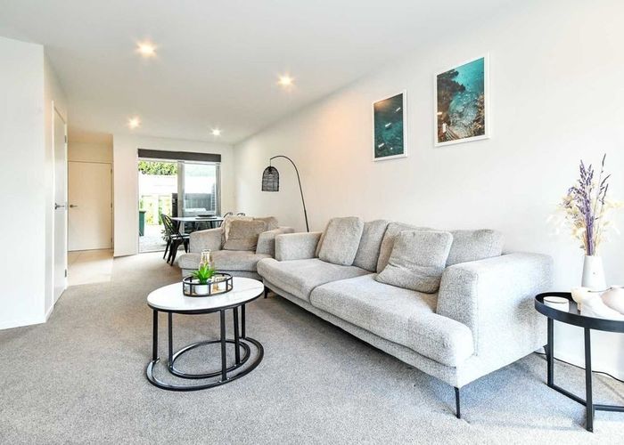  at 16 Fort Lincoln Loop, Karaka, Franklin, Auckland