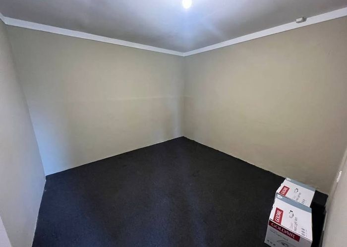  at 1&2/136 Kimpton Road, Papatoetoe, Papatoetoe, Manukau City, Auckland