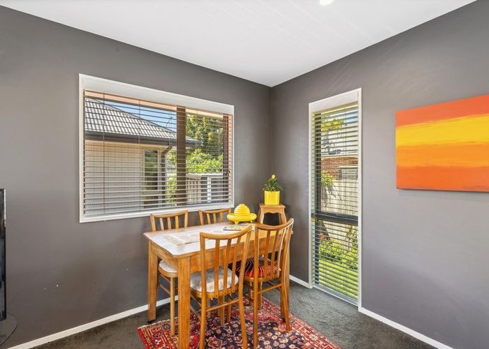  at 2/192 Woodham Road, Linwood, Christchurch City, Canterbury