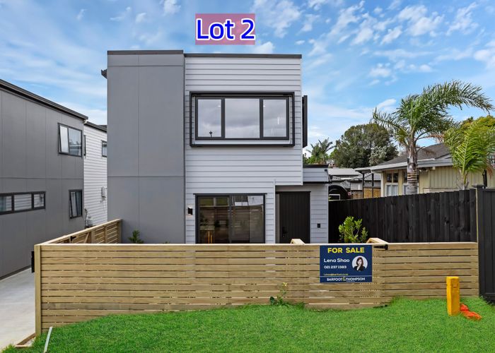  at 2-4, 42 Finnerty Avenue, Howick, Manukau City, Auckland