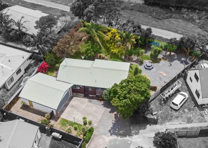  at 11 Emery Place, Papamoa Beach, Papamoa