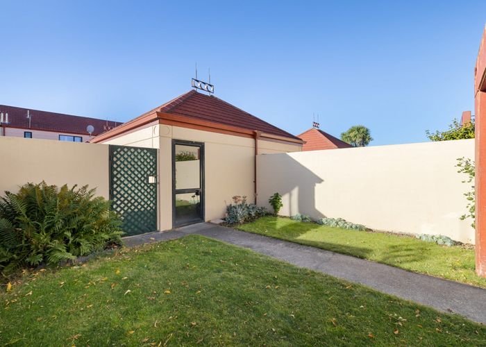  at 8/42 Stanmore Road, Phillipstown, Christchurch City, Canterbury