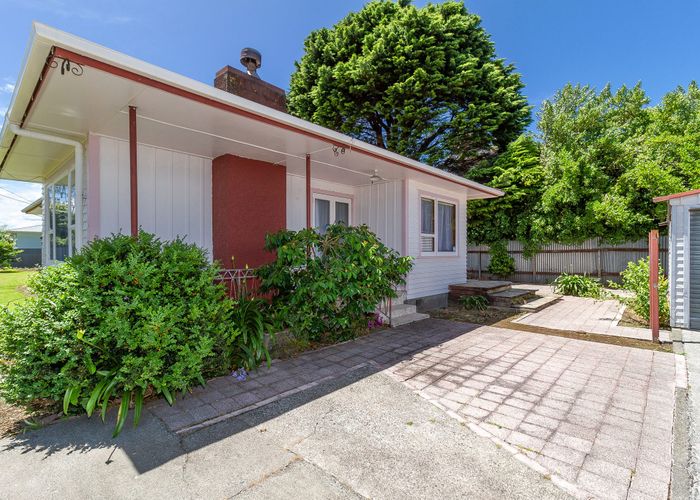  at 4 Alexander Avenue, Onekawa, Napier
