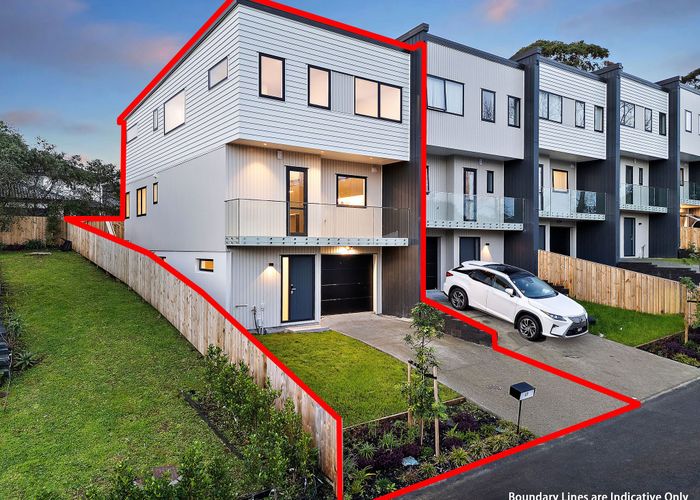  at 6/9 Rengarenga Rise, Albany, North Shore City, Auckland