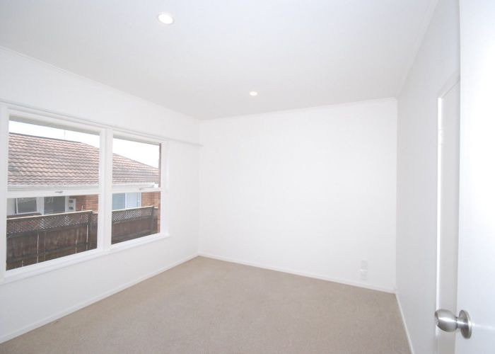  at 2/47 Karaka Street, Takapuna, Auckland