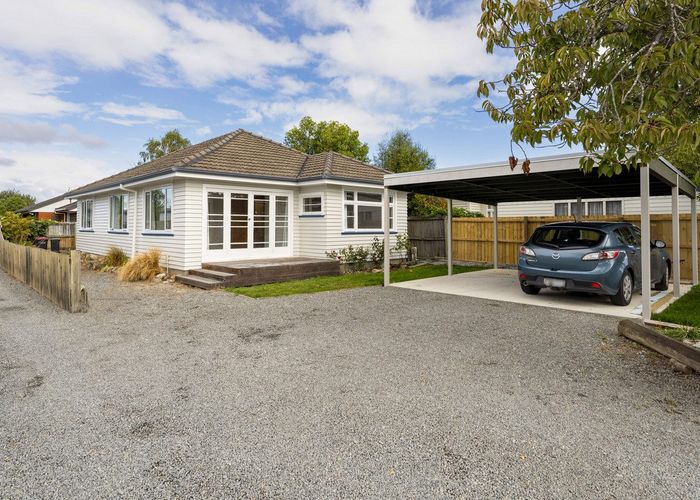 For sale 1/43 Aorangi Road, Bryndwr, Christchurch City, Canterbury