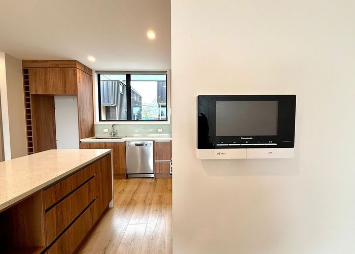  at 9C Concord Place, Glen Innes, Auckland City, Auckland