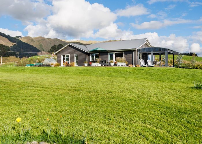  at 147 Albert Road, Tokomaru, Palmerston North