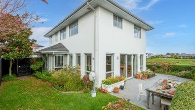  at 7 Somerville Crescent, Aidanfield, Christchurch