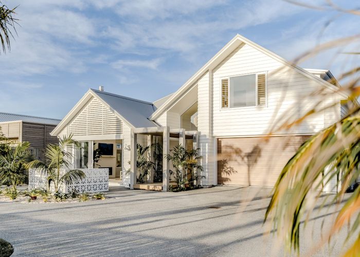  at 10 Montiicola Drive, Papamoa Beach, Papamoa