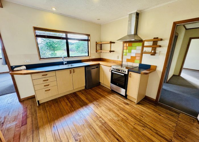  at 694 Ruatapu Road, Hokitika